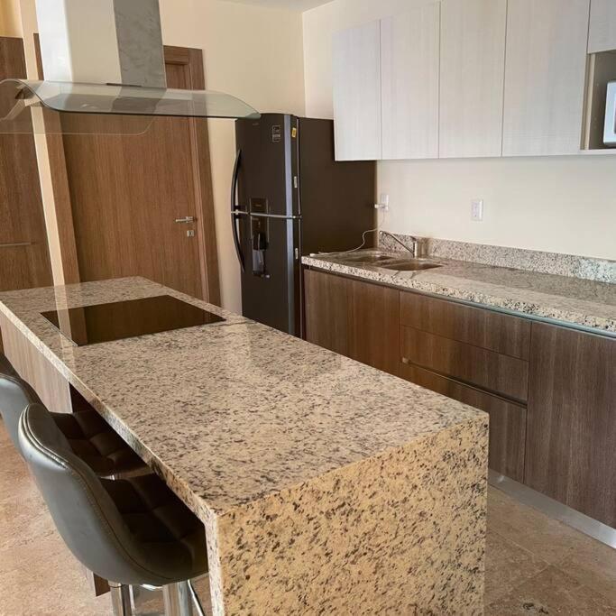 Appartamento Paseo Lomas, muy céntrico y equipado a 5 min playa Mazatlán Esterno foto