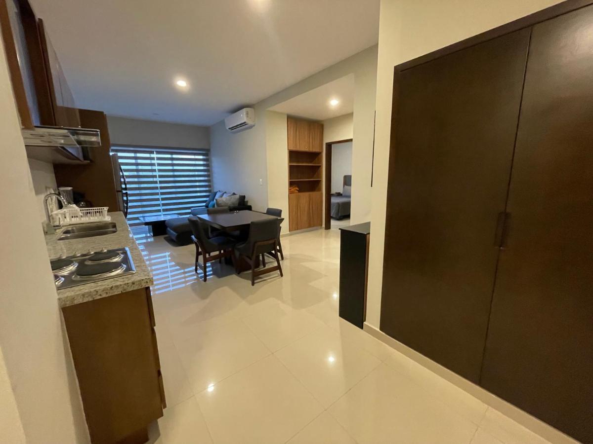Appartamento Paseo Lomas, muy céntrico y equipado a 5 min playa Mazatlán Esterno foto